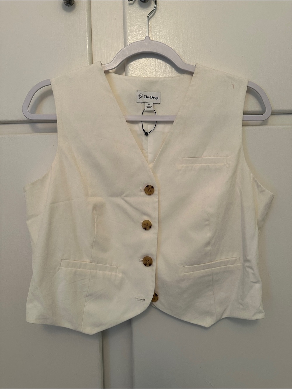 LIKE NEW Amazon The Drop White Vest Tank Top Structured